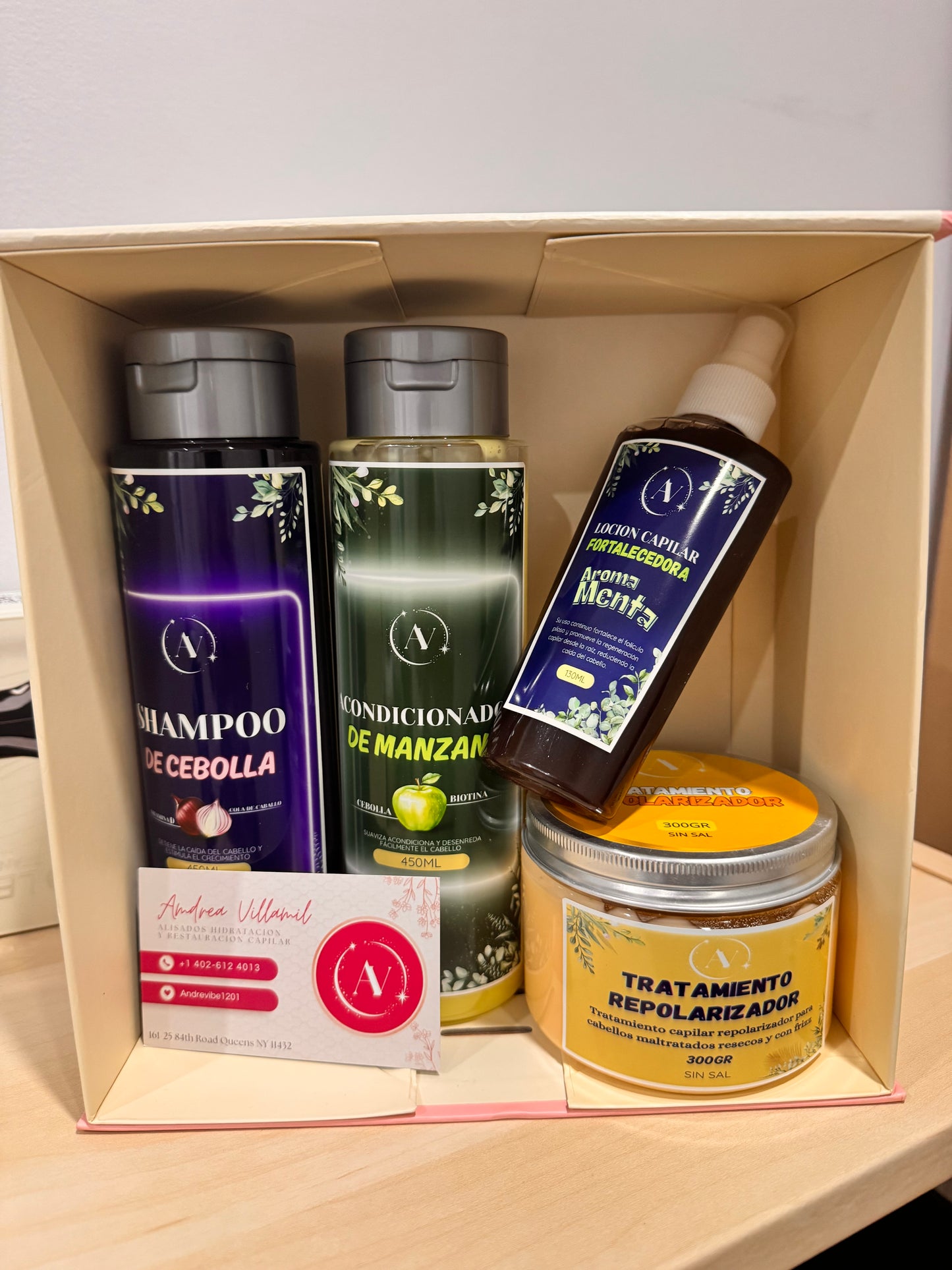 🌟 RUTINA CAPILAR COMPLETA
by AV ANDREA VILLAMIL. 💆♀️ Shampoo + Acondicionador + Tratamiento + Loción